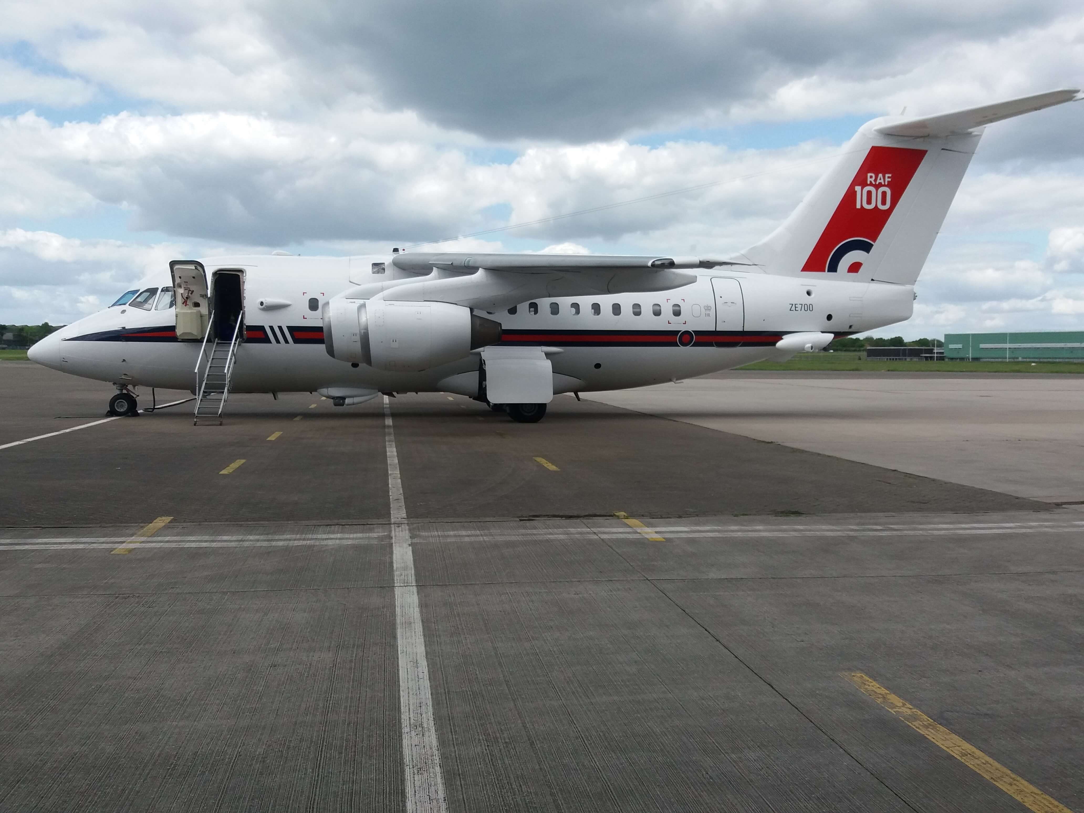 BAE Systems wins £42 million UK Ministry Of Defence support contract for BAe 146 fleet