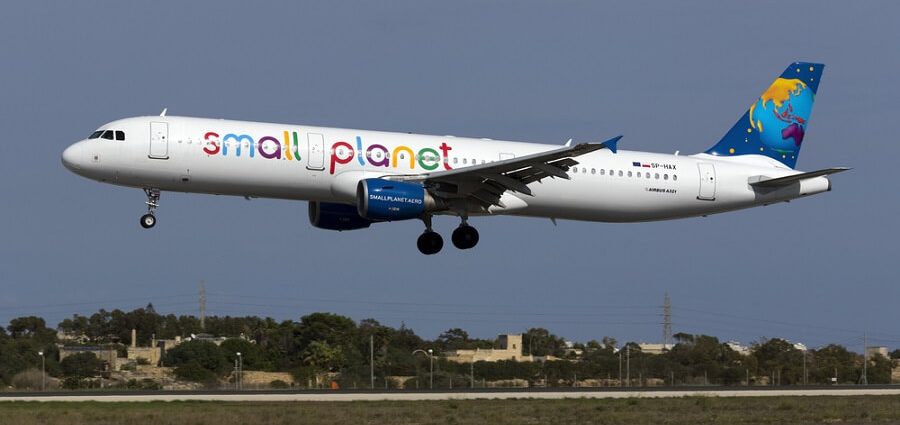 Small Planet Airlines will offer full Virtual Reality entertainment on board
